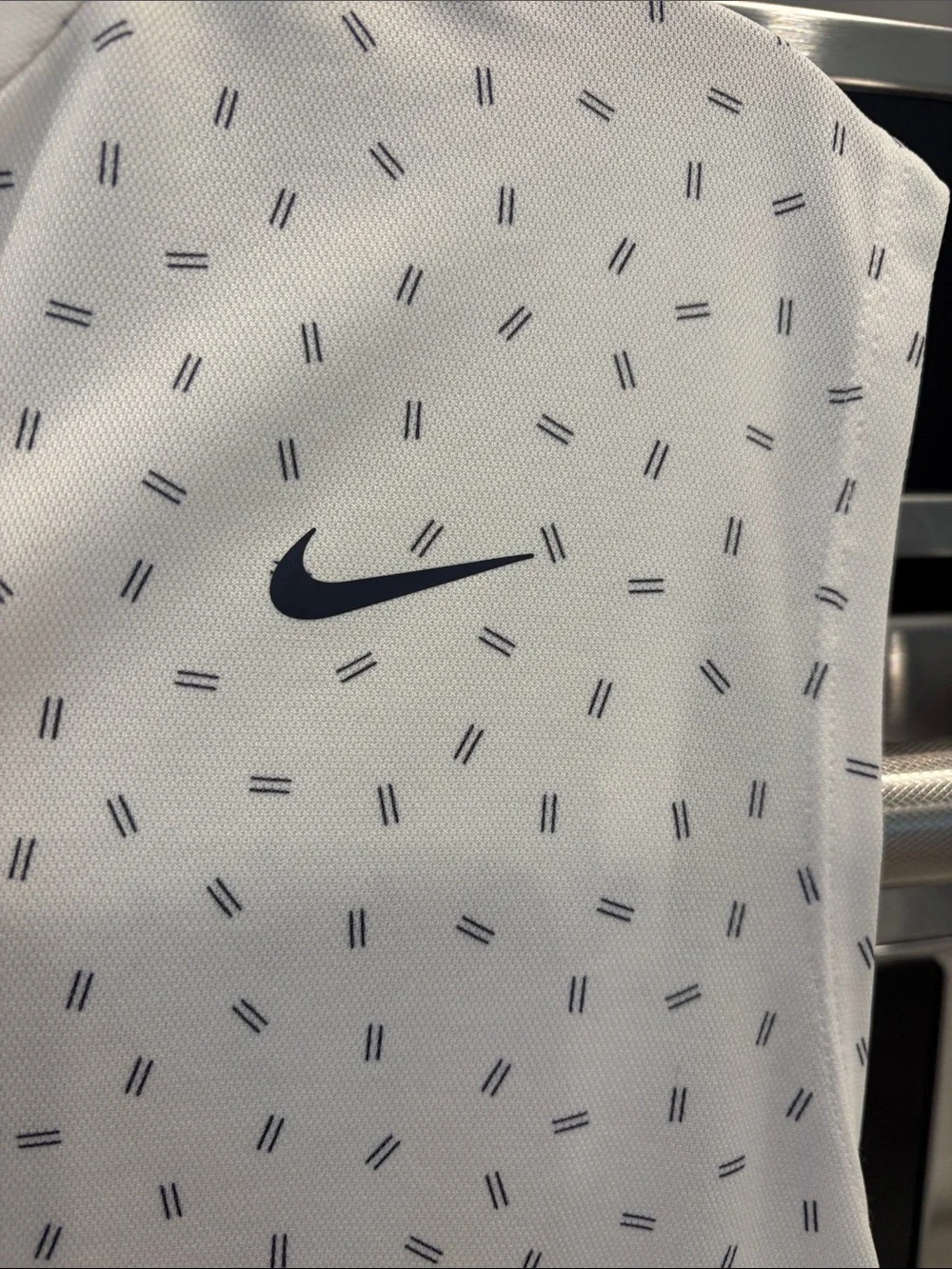 Nike White Dri-FIT Sleeveless Tank Top with Microprint